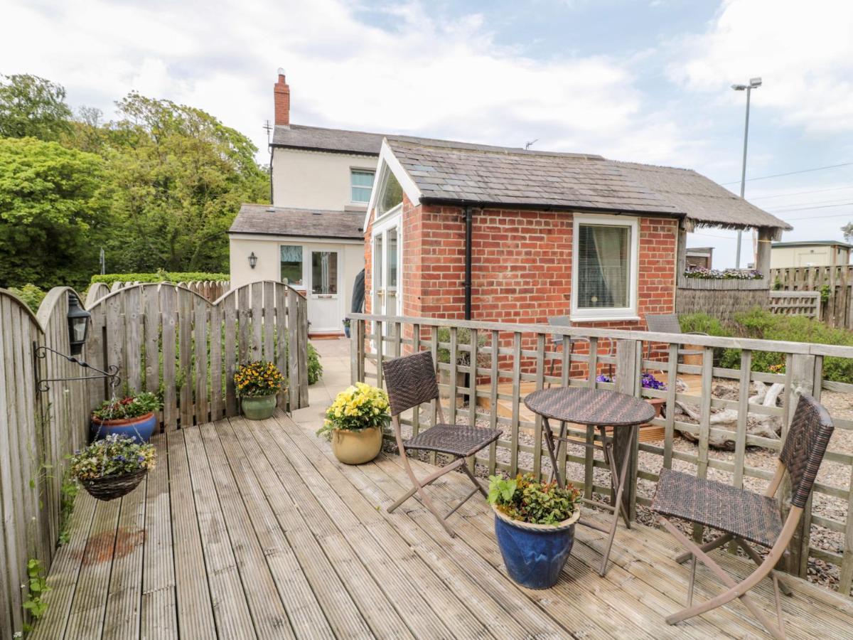St Cuthbert'S Cottage Beal Екстериор снимка