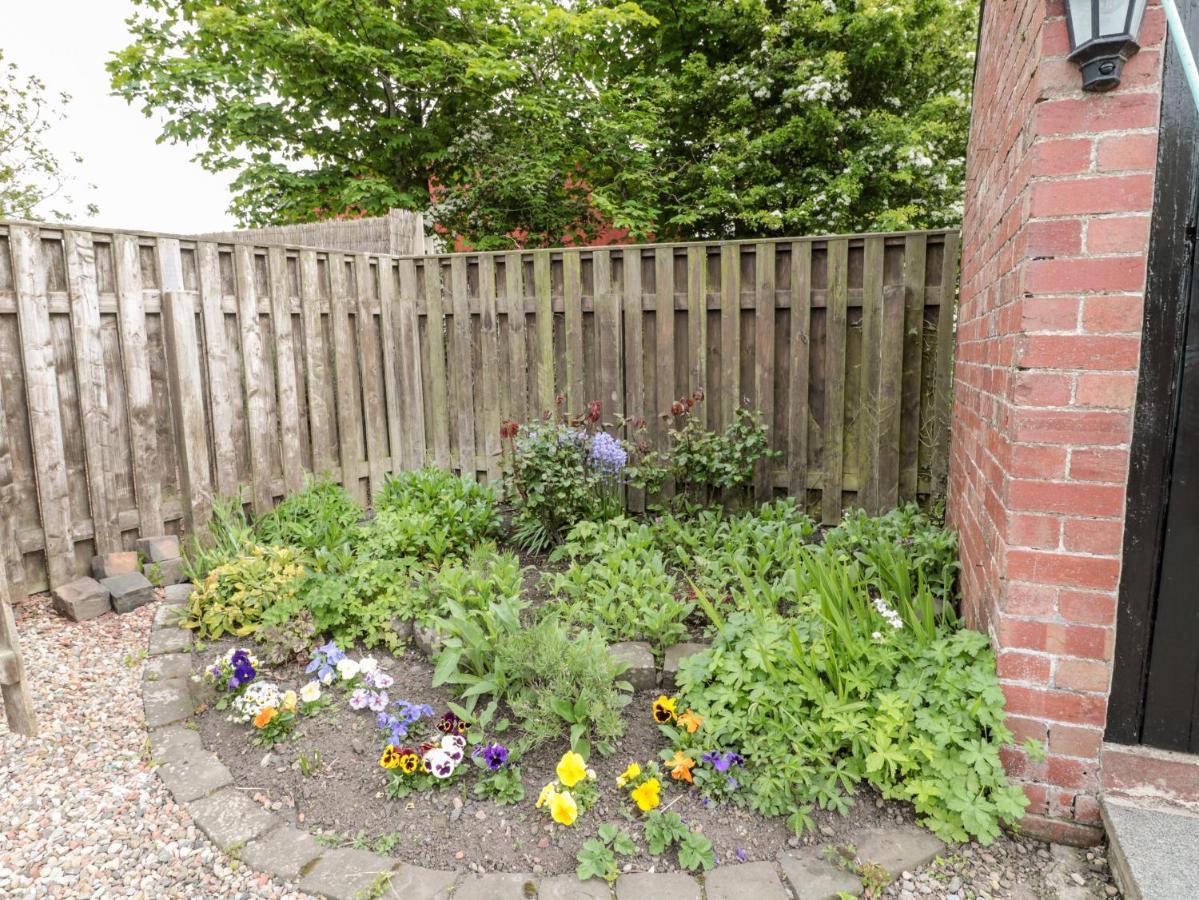 St Cuthbert'S Cottage Beal Екстериор снимка